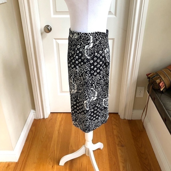 Y2K Skirt Pencil Rayon Black & White Floral Midi Jacqueline Ferrar Vintage (10) - Picture 3 of 8
